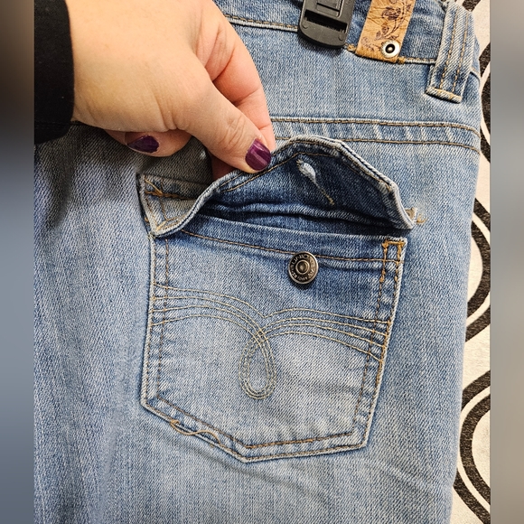 Union Bay Distressed Jeans - Picture 8 of 16